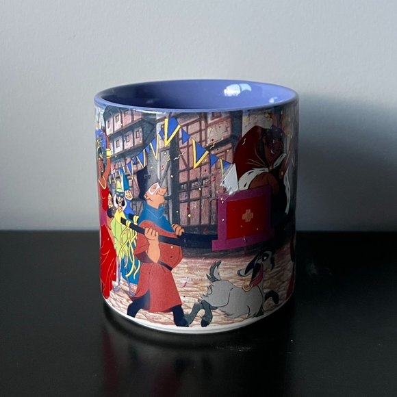 Vintage 1990s Disney Store Hunchback Of Notre Dame Scene Tea Coffee Mug - Picture 3 of 6